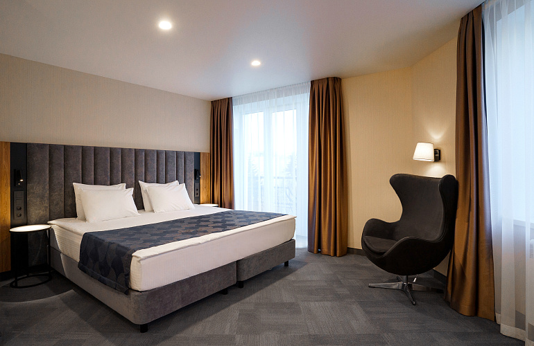 Панорамный Делюкс Премиум с балконом 2025